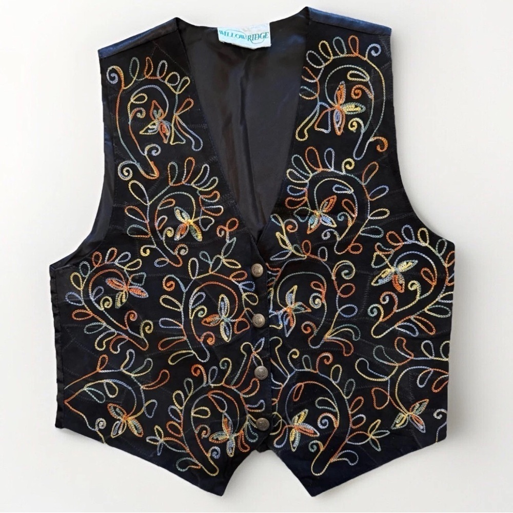 Vntg WillowRidge Womens Vest Sz S Black Embroidery Patchwork Boho Western Hippie